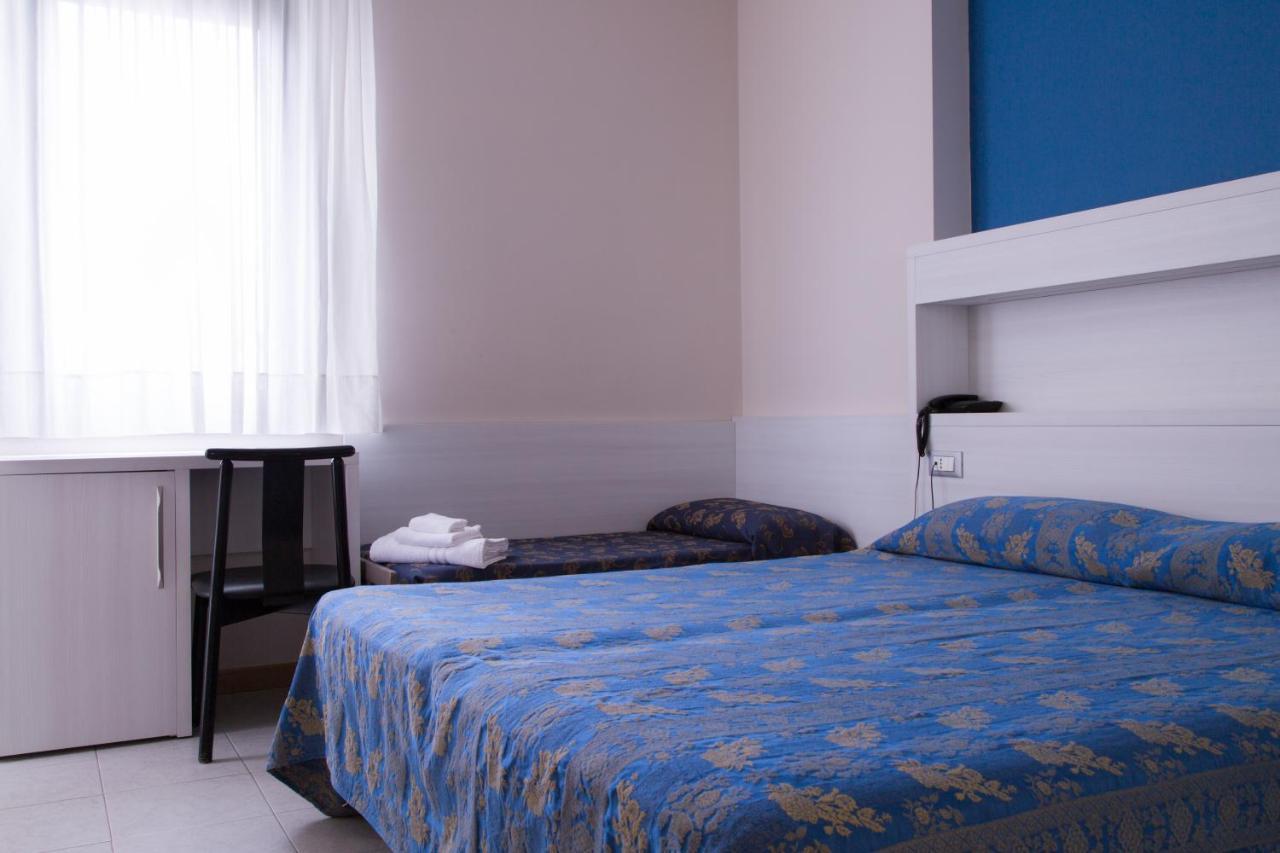 Hotel Duca Degli Abruzzi Montesilvano Marina Buitenkant foto