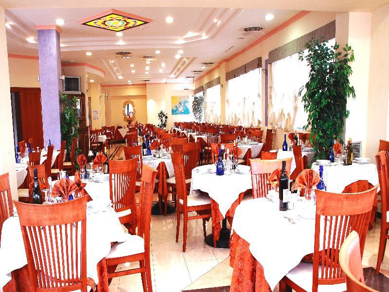 Hotel Duca Degli Abruzzi Montesilvano Marina Buitenkant foto